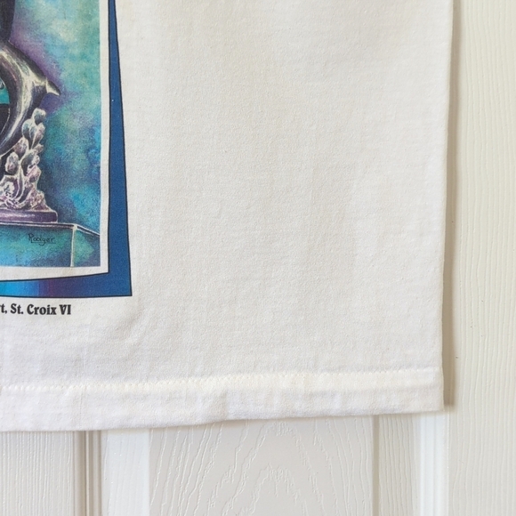 Alore 90's Vintage Funky Dolphin Graphic Scoop Neck Cropped Tank Top White OS - Picture 8 of 10